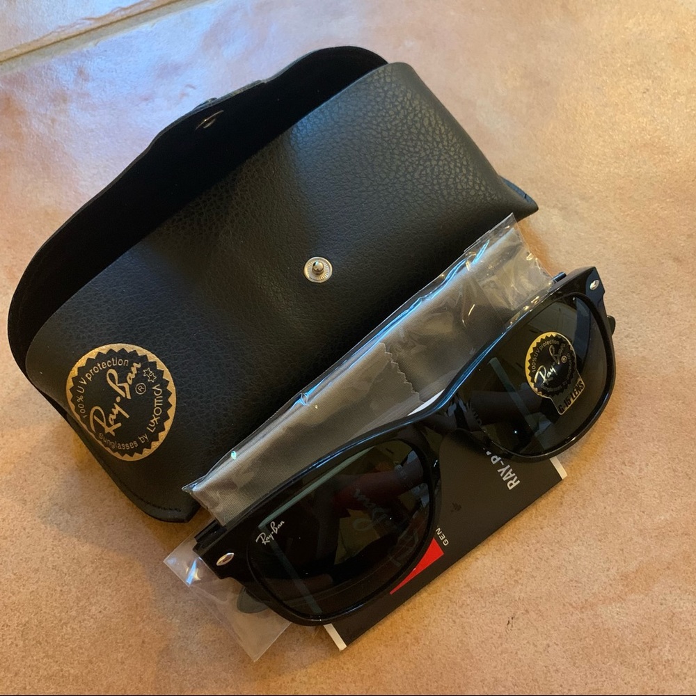 Ray-Ban New Wayfarer Classic - Picture 4 of 7